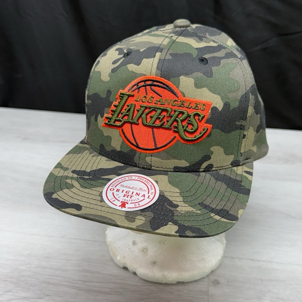 Mitchell & Ness Los Angeles LA Lakers Camo Pop Snapback Hat Cap Green Adjustable